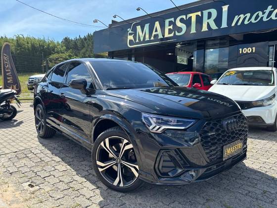 AUDI Q3 2.0 40 TFSI GASOLINA PERFORMANCE BLACK PLUS QUATTRO TIPTRONIC AUDI Q3 2.0 40 TFSI GASOLINA PERFORMANCE BLACK PLUS QUATTRO TIPTRONIC